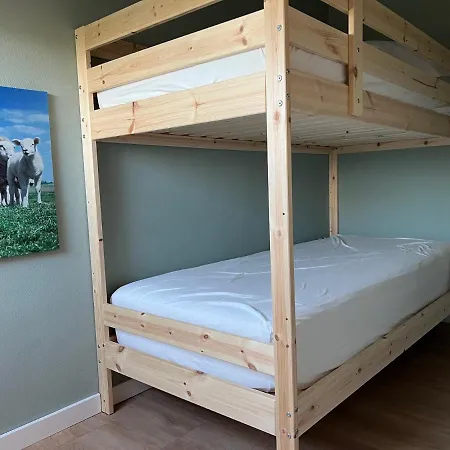 Apartmán Vakantieboerderij Huize Nuis *